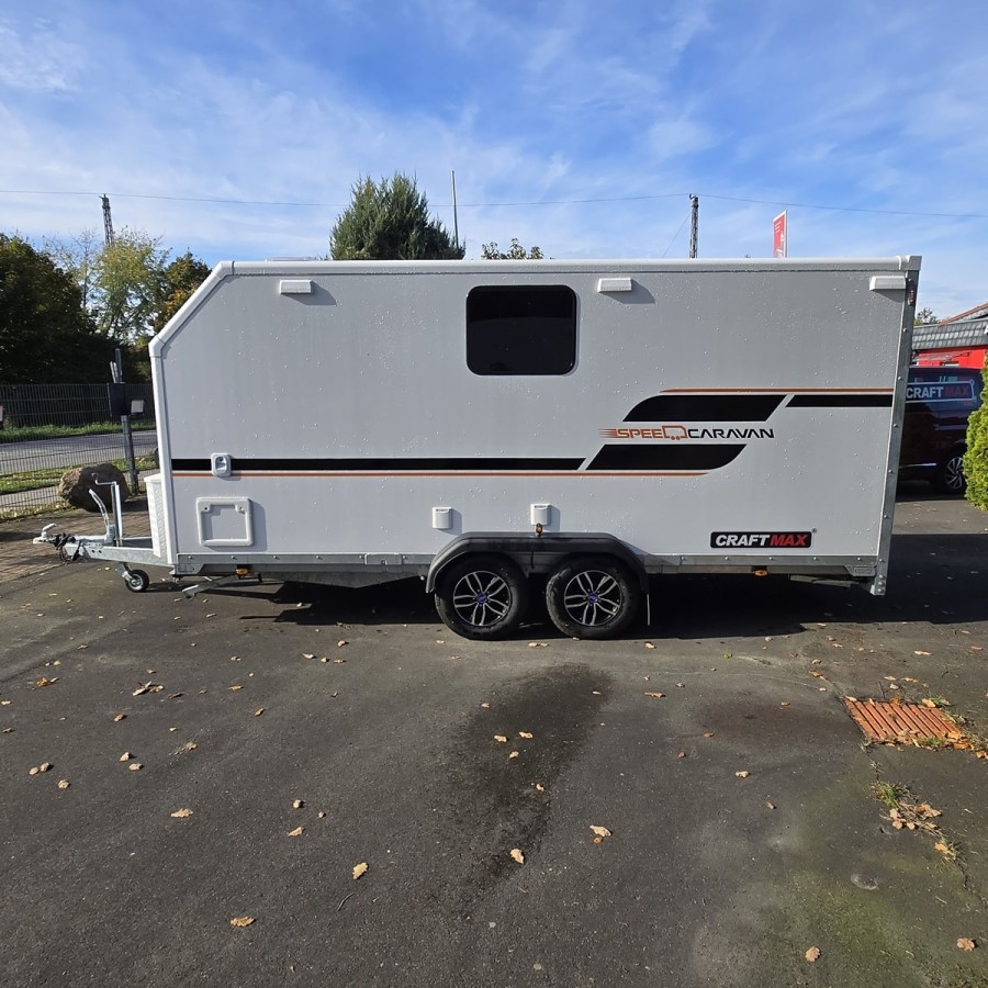 CRAFTMAX®-SPEEDCARAVAN®-full-Options-2700-Tandem-5.00x2.00x2.00m-ThermoSandwich-mit-Bett-Kueche-Sanitaerbereich-Ladebordwand-100