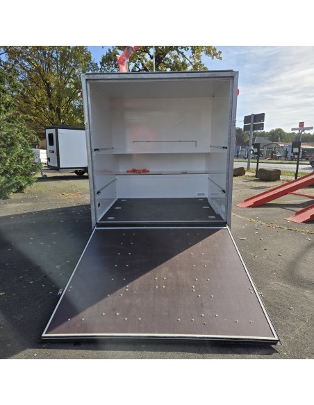 CRAFTMAX®-SPEEDCARAVAN®-full-Options-2700-Tandem-5.00x2.00x2.00m-ThermoSandwich-mit-Bett-Kueche-Sanitaerbereich-Ladebordwand-100