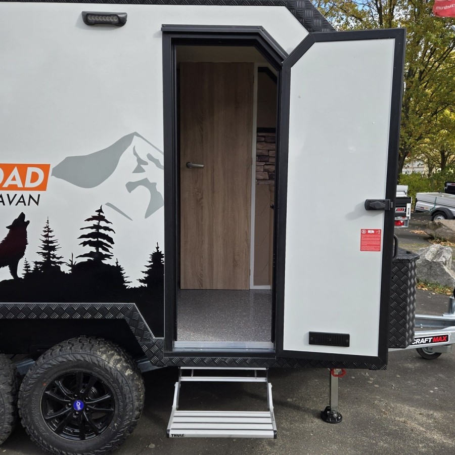 CRAFTMAX-BLACK-ROCK-Offroad-Camping-2700kg-Tandem-Einzelradaufhaenungung-full-Options-17