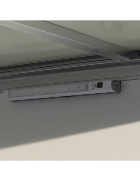 CRAFTMAX®-750-Kofferanhaenger-mit-Rampe-Tuer-Fenster-Lichtdach-8
