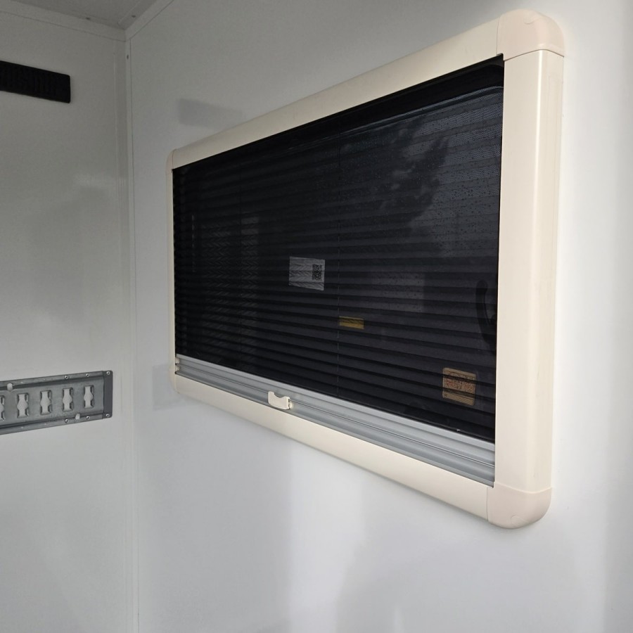 CRAFTMAX-2000-Tandem-Offroad-Koffer-Dach-Heki-Frontfenster-Doppeltuer-19
