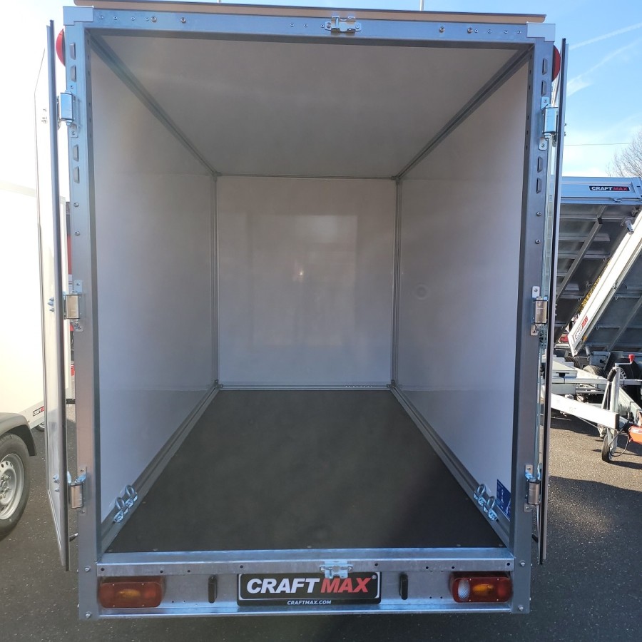 CRAFTMAX-P-BOX-Kofferanhaenger-GFK-gebremst-1300kg-2-Fluegeltueren-305×157×184cm-2