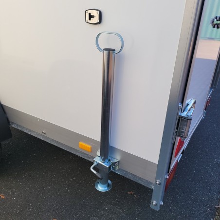 CRAFTMAX-P-BOX-Kofferanhaenger-GFK-gebremst-1300kg-2-Fluegeltueren-305×157×184cm-5