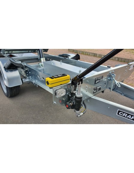 STEMA-ROCKO®1-1500kg-Rueckwaertskipper-mit-Elektrohydraulik-Handpumpe-3