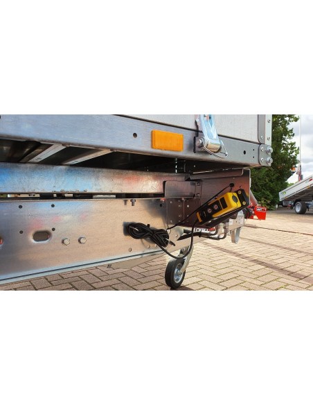 STEMA-ROCKO®1-1500kg-Rueckwaertskipper-mit-Elektrohydraulik-Handpumpe-9