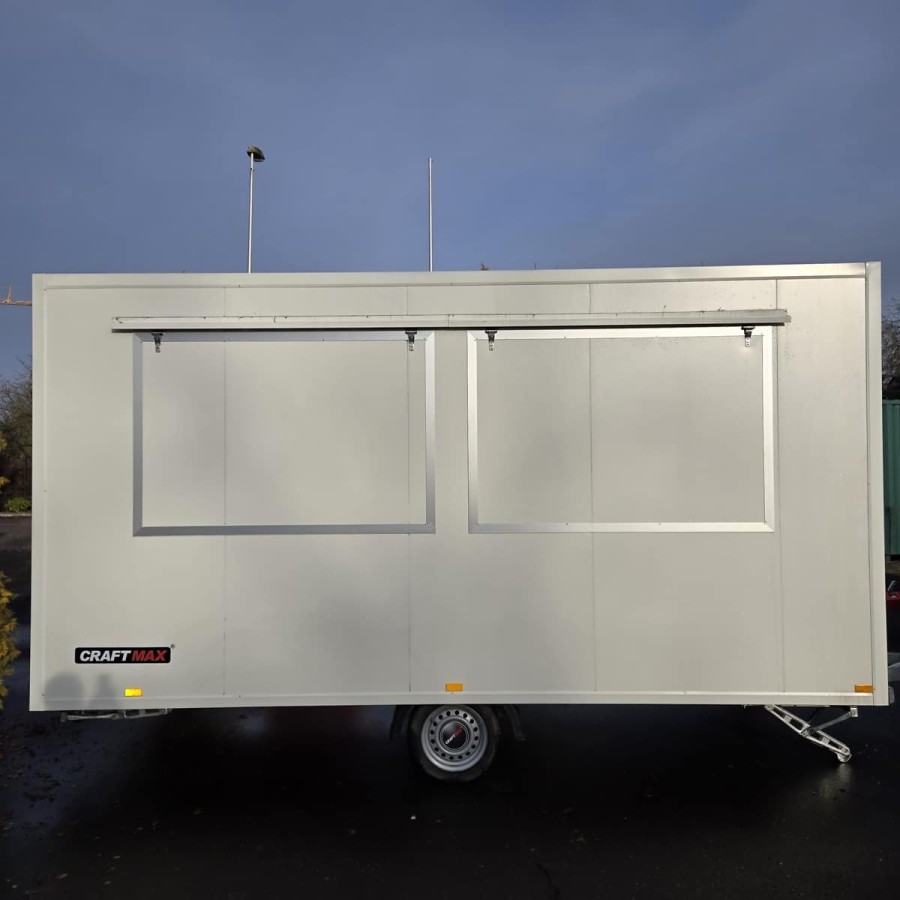 Verkaufsanhaenger-Eiswagen-1500-4.50x2.00x2.20m-Thermo-Sandwichpanele-zwei-Verkaufsklappen-weiss-3
