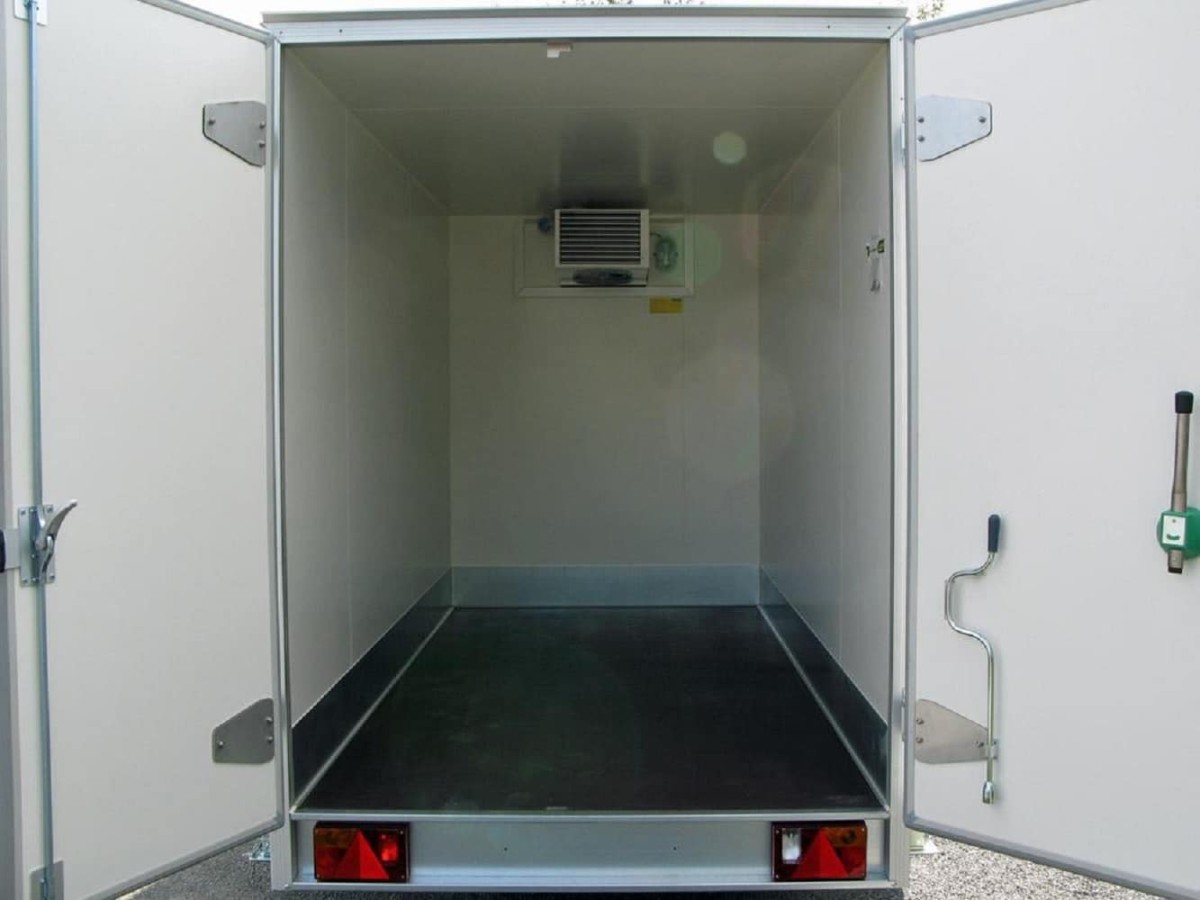 UNSINN-Kuehl-Kofferanhaenger-C6-2630-14-1500-3