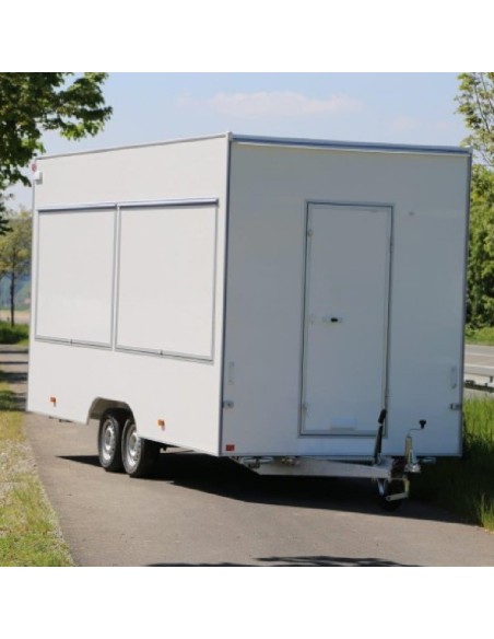 Verkaufsanhaenger-2000-XXL-Tandem-Foodtrailer-5.20x2.00x2.30m-drei-Verkaufsklappen-folierbare-GFK-Oberflaeche-4-Kurbel-Stuetzen-