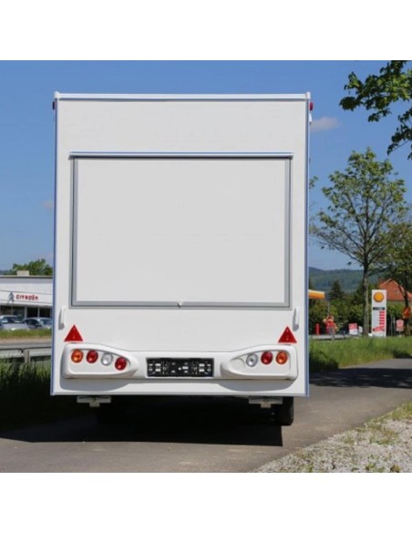 Verkaufsanhaenger-2000-XXL-Tandem-Foodtrailer-5.20x2.00x2.30m-drei-Verkaufsklappen-folierbare-GFK-Oberflaeche-4-Kurbel-Stuetzen-