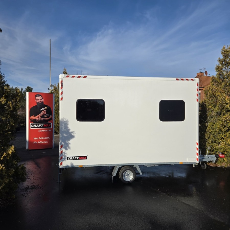 Bauwagen-1300-Diamantline-3.70x2.10x2.30m-ThermoSandwich-mit-3-Fenster-Tuer-Elektroinstallation-Moebel-4-Stuetzen-9
