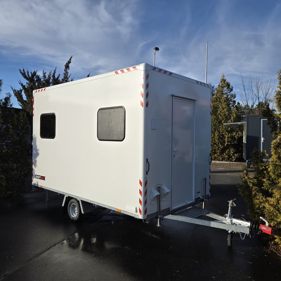 Bauwagen-1300-Diamantline-3.70x2.10x2.30m-ThermoSandwich-mit-3-Fenster-Tuer-Elektroinstallation-Moebel-4-Stuetzen-10
