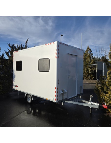 Bauwagen-1300-Diamantline-3.70x2.10x2.30m-ThermoSandwich-mit-3-Fenster-Tuer-Elektroinstallation-Moebel-4-Stuetzen-10