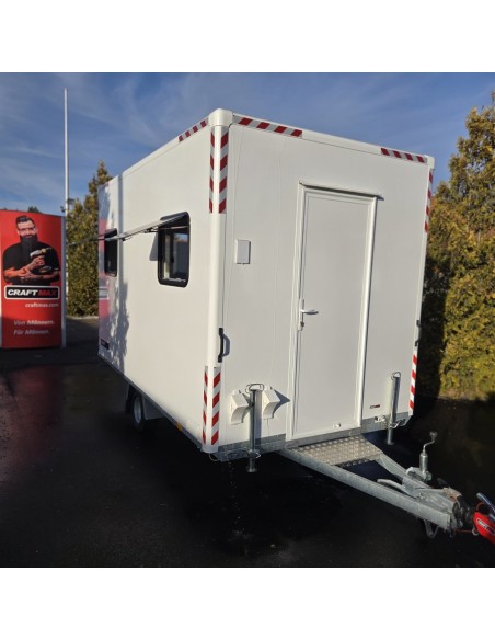 Bauwagen-1300-Diamantline-3.70x2.10x2.30m-ThermoSandwich-mit-3-Fenster-Tuer-Elektroinstallation-Moebel-4-Stuetzen-2