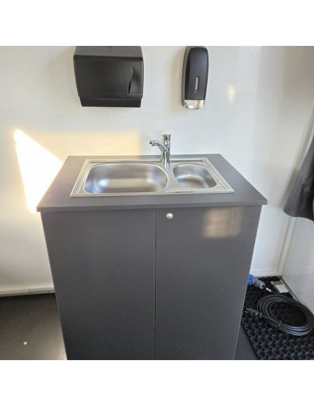 Bauwagen-1300-Diamantline-3.70x2.10x2.30m-ThermoSandwich-mit-3-Fenster-Tuer-Elektroinstallation-Moebel-4-Stuetzen-17