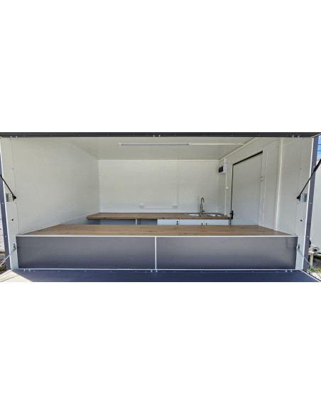 Verkaufsanhaenger-750-ThermoSandwich-2.90x1.90x2.12m-Moebel-Waschbecken-Durchlauferhitzer-Elektroeinspeisung-3