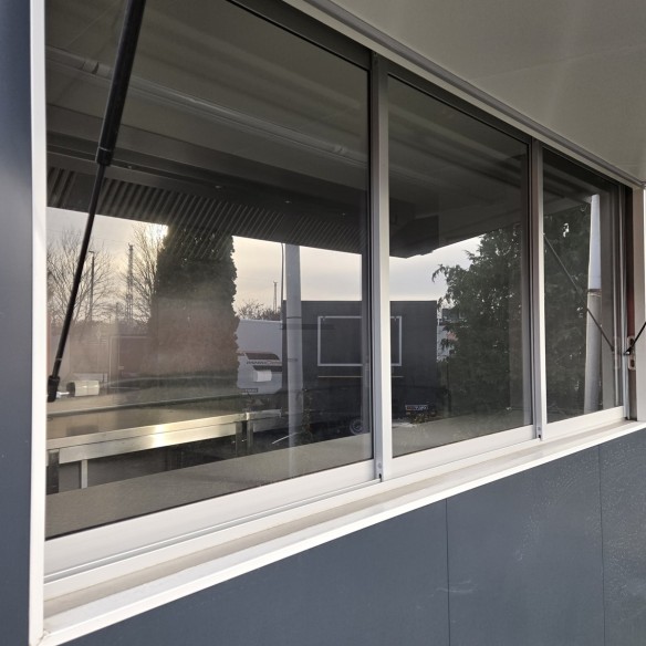 DE-Gastro®-Imbisswagenfenster-zum-Nachruesten-3