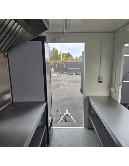 Verkaufsanhaenger-Foodtrailer-750-3.00x2.00x2.20m-Thermo-Sandwichpanele-mit-hochwertiger-Einrichtung-7