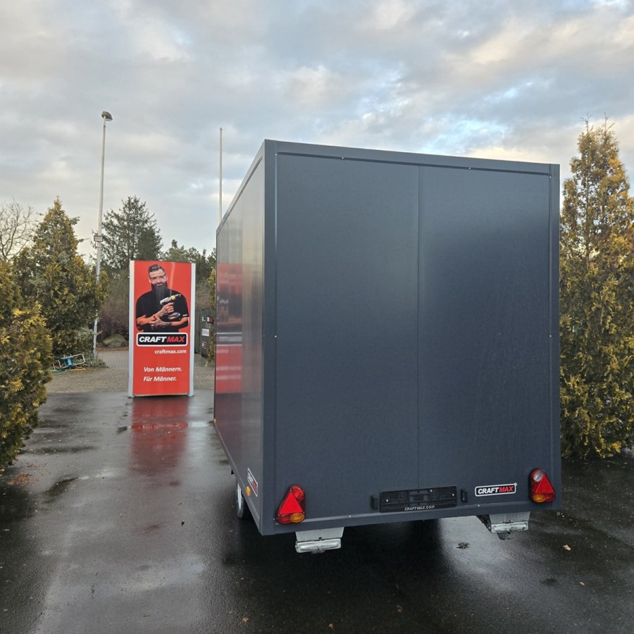 Verkaufsanhaenger1350kg-gebremst-3.95x1.99x2.18m-Thermo-Sandwichpanele-mit-grosser-Verkaufsklappe-Stuetzen-8