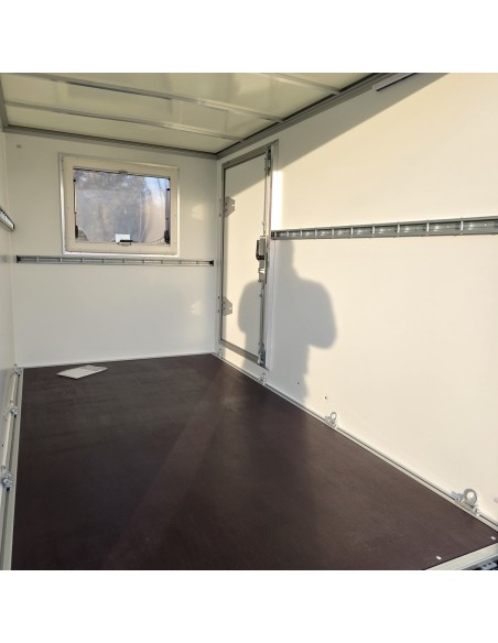 CRAFTMAX-750-MicroCamp-gebremst-Ladebordwand-Fenster-Seitentuer-100kmh-7