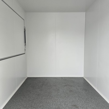 DE-Gastro®-Verkaufsanhaenger-1350-Thermo-Sandwich-3.00x2.00x2.20m-breite-Verkaufsklappe-9