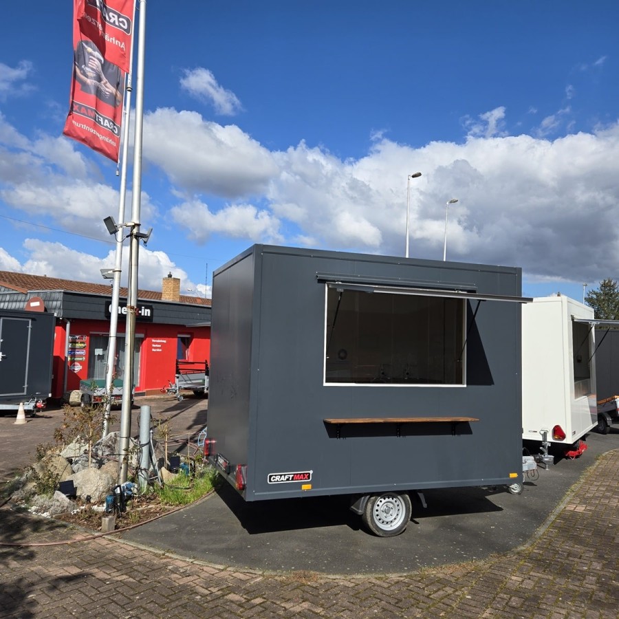 Verkaufsanhaenger1350kg-gebremst-3.95x1.99x2.18m-Thermo-Sandwichpanele-mit-grosser-Verkaufsklappe-Stuetzen-11