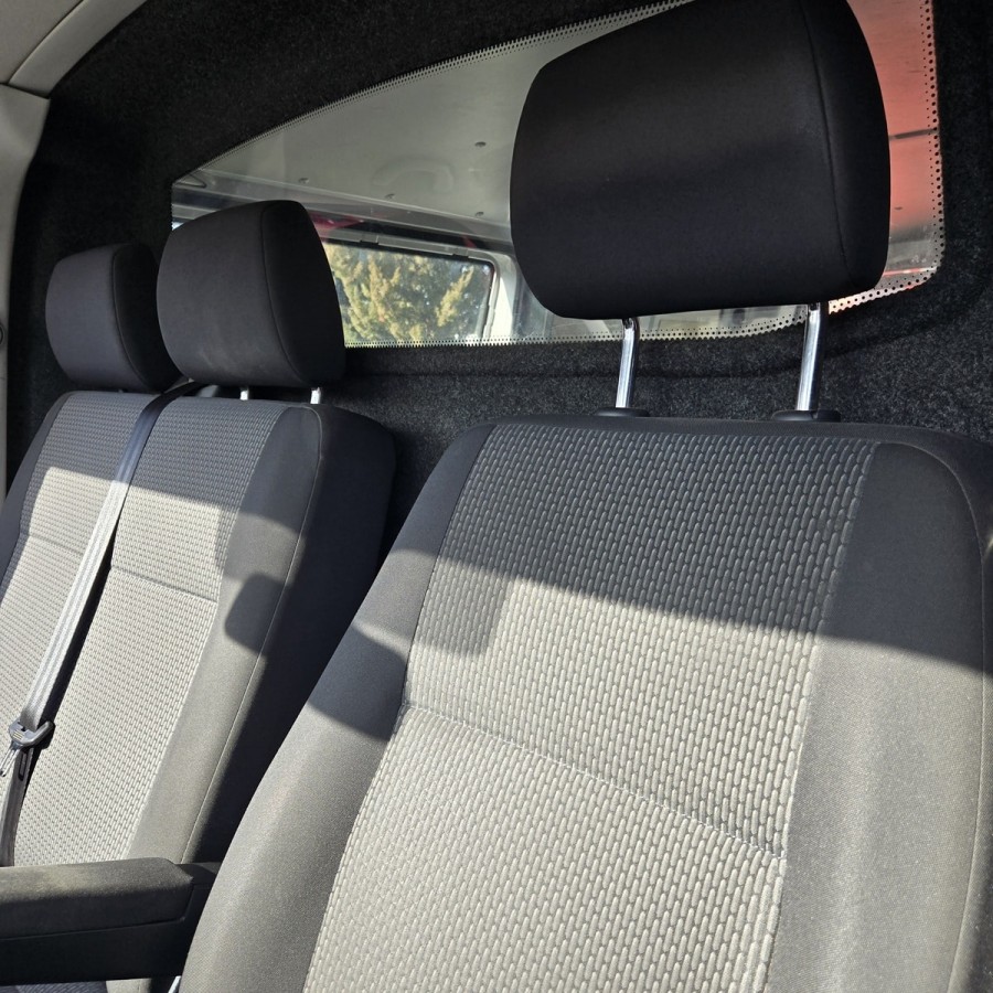 VW-T6.1-Transporter-Kasten-2.0TDI-110KW-150PS-Euro6-Automatic-DSG-NAVI-MFL-GRA-SH-PDC-AHK-3er-Sitzbank-Trennwan-8