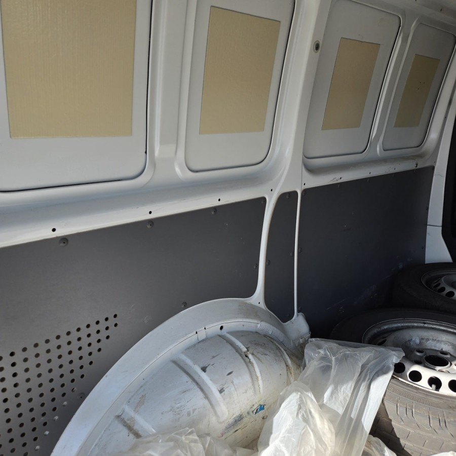 VW-T6.1-Transporter-Kasten-2.0TDI-110KW-150PS-Euro6-Automatic-DSG-NAVI-MFL-GRA-SH-PDC-AHK-3er-Sitzbank-Trennwan-19