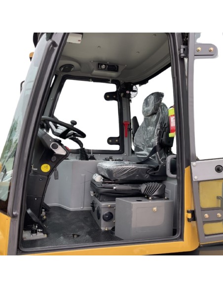 MAGNATAS®-Radlader-3800-Hoflader-mit-Kabine-4x4-Allrad-79PS-Dieselmotor-Euro5-1600-kg-Nennlast-4