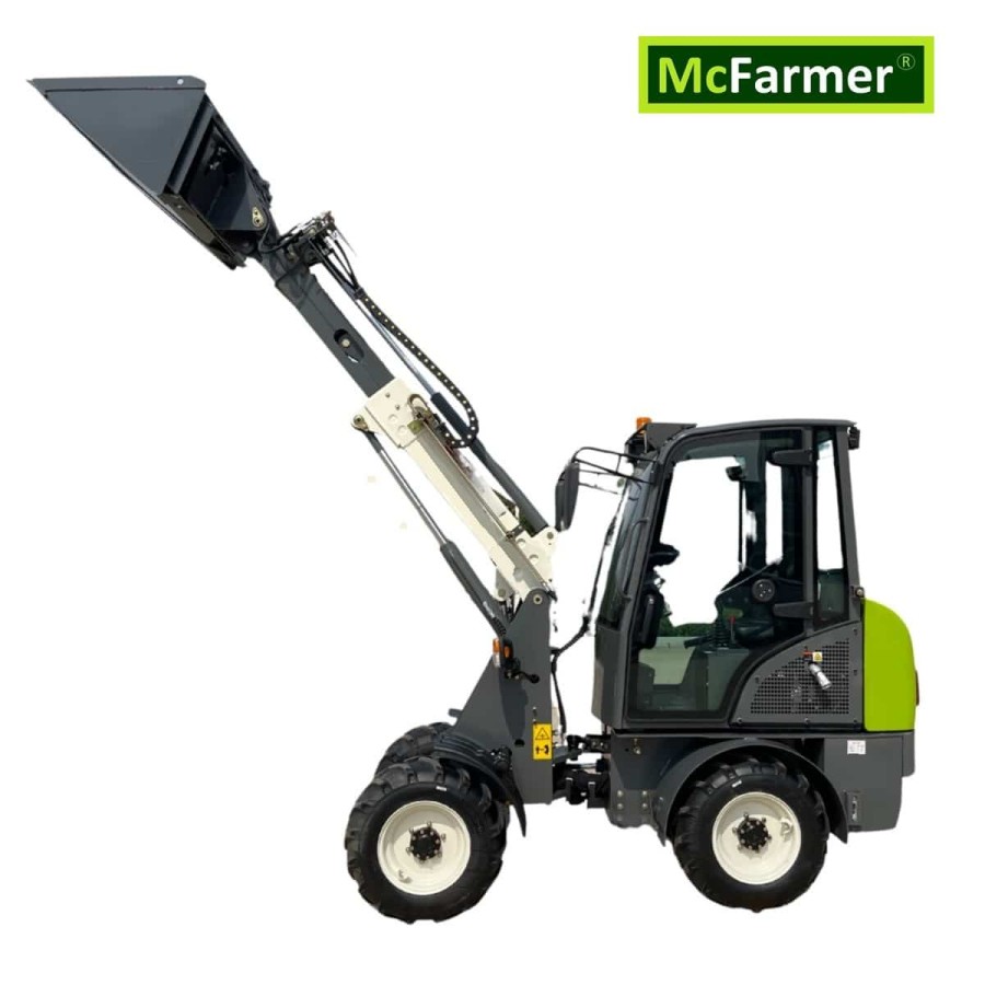 McFARMER®-Elektro-2310-Teleskop-Radlader-4x4-Allrad-72V-200Ah-8h-Leistungszeit-geschlossene-Kabine-900kg-Hubkraft-3