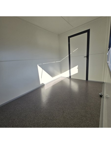 Verkaufsanhaenger-1350-Basic-3.50x2.00x2.20m-ThermoSandwich-mit-Holzdekor-folierbar-gebremst-100kmh-6