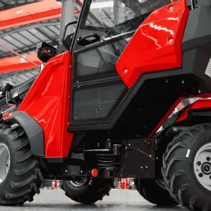 CRAFTMAX-Teleskopradlader-1200kg-Hubkraft-Kabine-18.2Kw25PS-Kubota-Dieselmotor-Euro5-Allrad-hydrostatischer-Fahrantrieb-mit-Anha 2