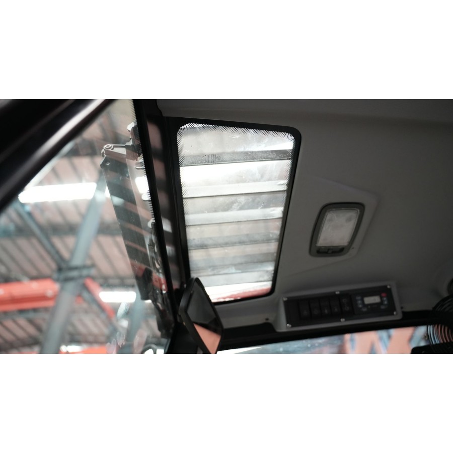 1200kg-Teleskoplader-mit-Kabine-18.2Kw25PS-Kubota-Dieselmotor-Euro5-Allrad-hydrostatischer-Fahrantrieb-trailerbar-5