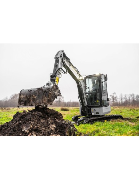 Kompaktbagger-3700kg-18.2-Kw-25-PS-Yanmar-Diesel-Euro-5-Raupenkette-Fahrerkabine-Joystick-schwenkbarer-Baggerarm-2