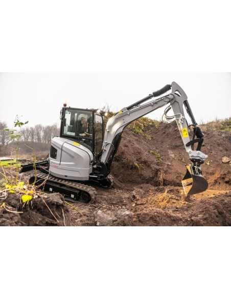 Kompaktbagger-3700kg-18.2-Kw-25-PS-Yanmar-Diesel-Euro-5-Raupenkette-Fahrerkabine-Joystick-schwenkbarer-Baggerarm-9